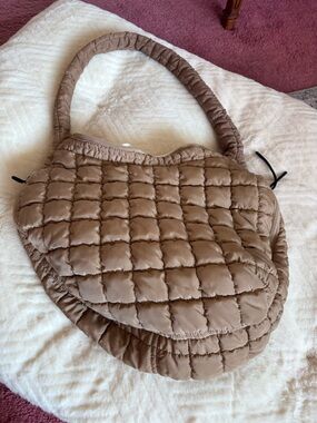 Quilted Puffer Tote Bag in Taupe(free people inspired)